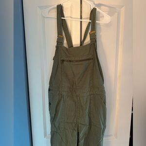 Levi’s / Free People Overalls - size medium army green